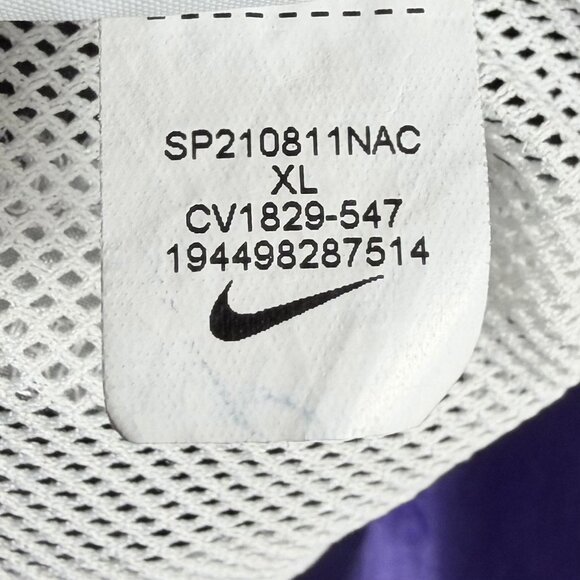 Nike Throwback Futura Nylon Mesh Lined Basketball Shorts Purple Men's Size XL - Picture 3 of 7